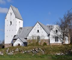Ulfborg Kirke, Ulfborg Kirkeby - mere info her.